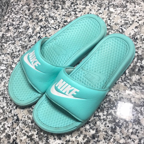 mint nike slides